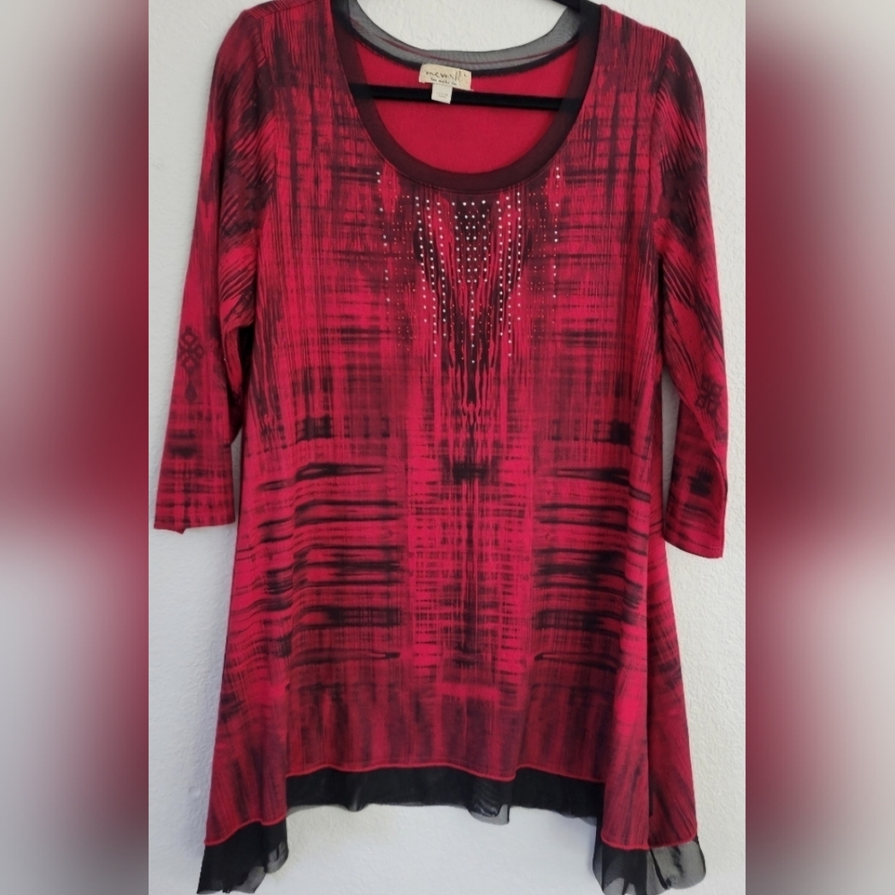 One World Red Black Tunic/long shirt.  3/4 sleeve.  Large